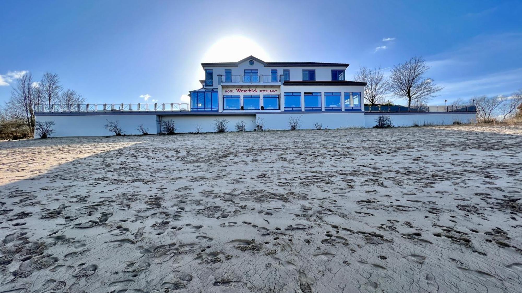 Gaestehaus Weserblick Am Weser-Sandstrand ベルネ エクステリア 写真